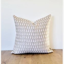 SAGE /  Designer sage green linen pillow cover, block print inspired linen pillow, neutral decor, modern boho decor, mix match pillow