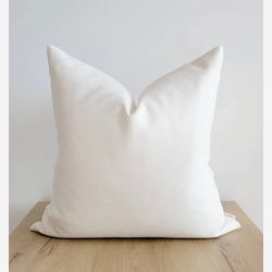 White pillow cover, neutral decor white pillow 20x20, textural white pillow with brass zipper, organic feel white pillow, boutique pillow