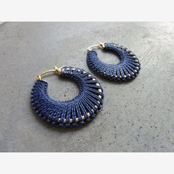 Blue Crescent Woven Hoop Earrings . Brass & Fiber Disc Hoops . Woven Jewelry . Modern Macramé Textile Jewellery . Design by .. raïz ..