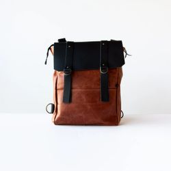 Stone Ridge - Leather Backpack / Crossbody Bag