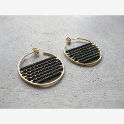 Woven Brass Circle Earrings . Statement Hoops . Modernist Earrings . Black & Gold . Textile Jewelry . Fiber Jewellery . Design by .. raïz ..