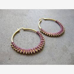 Statement Brass Hoop Earrings . Mauve Fiber Jewelry . Big Hoop Earrings . Textile Jewellery . Gypsy Boho Hoops . Colorful Jewelry