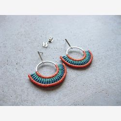Textile Hoop Earrings Silver Macrame . Coral and Turquoise . Fiber Earrings . Semi Circle . Crescent . Design by .. raïz ..